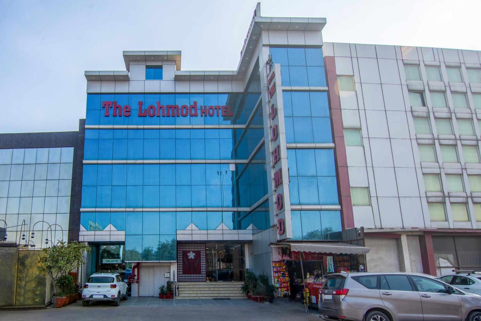 Hotel Lohmod At National Highway 8 - Free Airport Transffer 新德里 外观 照片