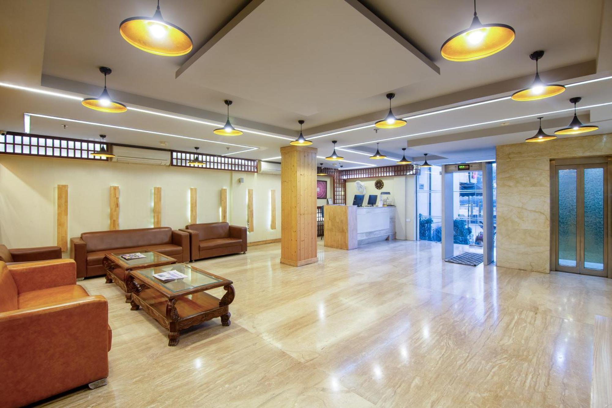 Hotel Lohmod At National Highway 8 - Free Airport Transffer 新德里 外观 照片