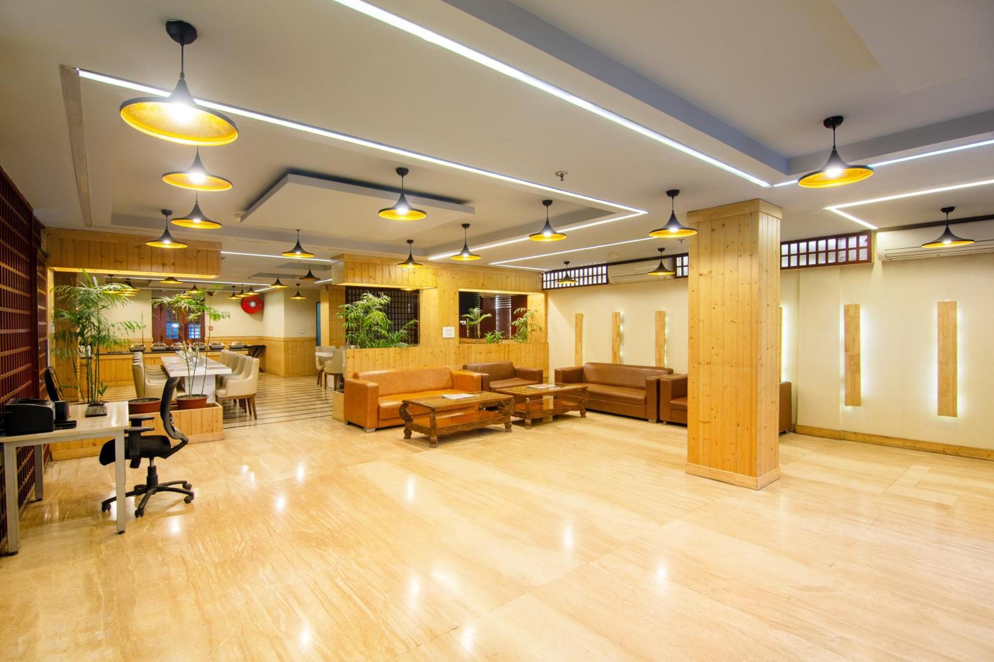 Hotel Lohmod At National Highway 8 - Free Airport Transffer 新德里 外观 照片