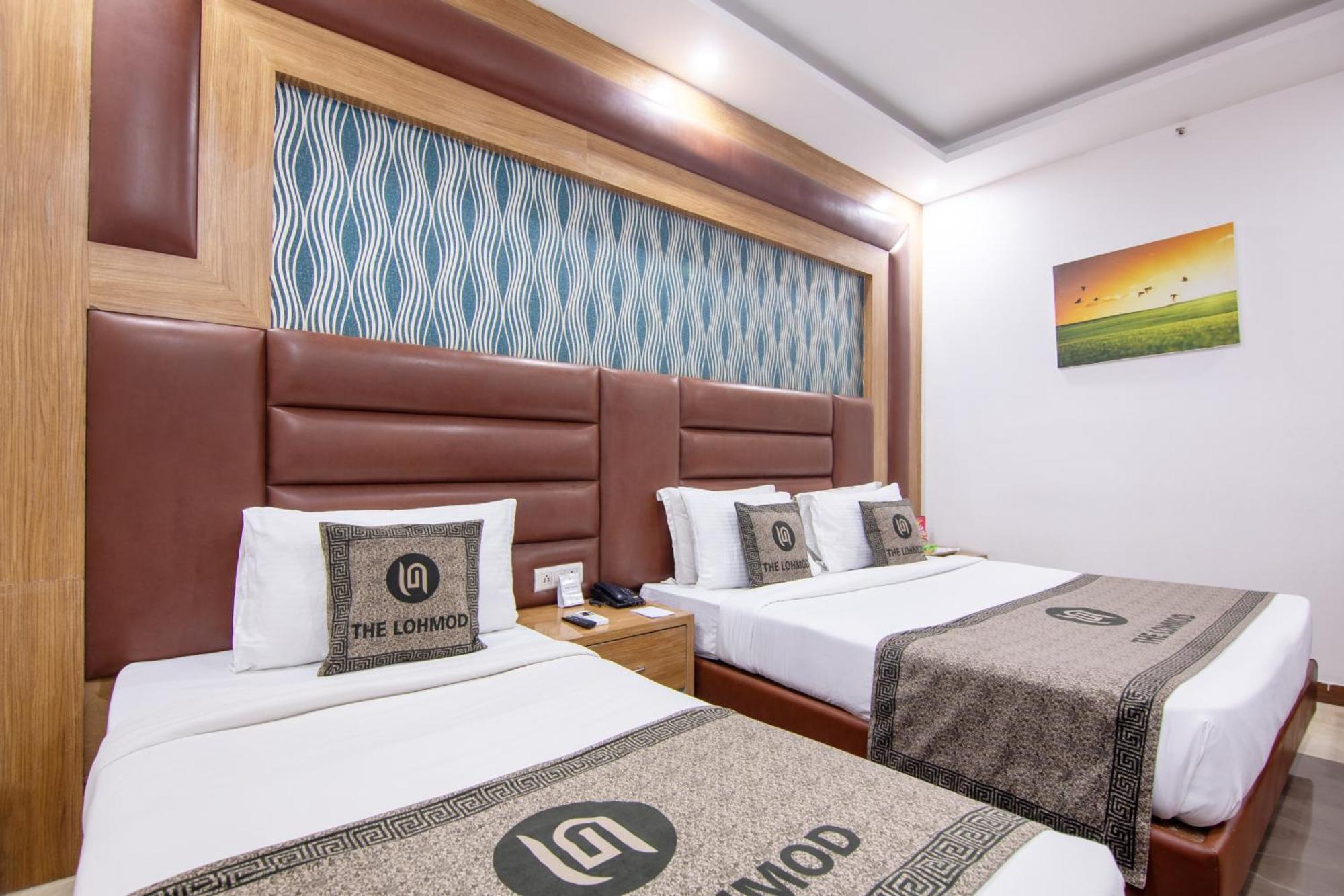 Hotel Lohmod At National Highway 8 - Free Airport Transffer 新德里 外观 照片