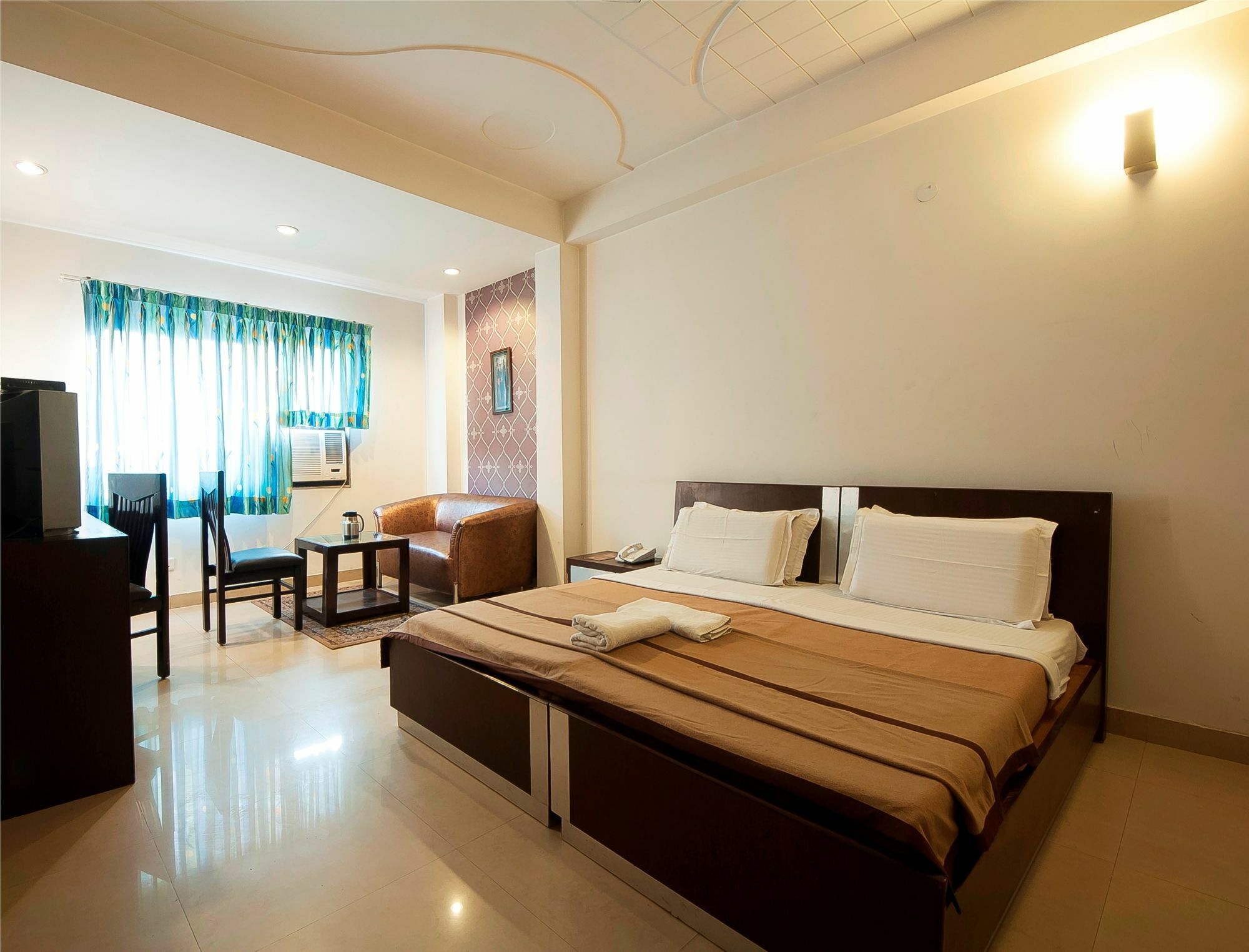 Hotel Lohmod At National Highway 8 - Free Airport Transffer 新德里 外观 照片